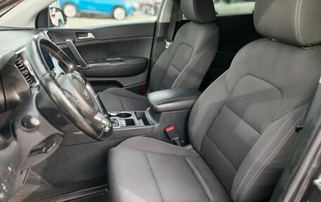 KIA Sportage IV рестайлинг, 2018 год, 1 890 000 рублей, 9 фотография