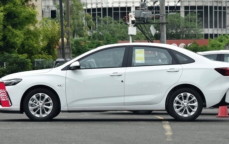 Chevrolet Monza, 2025 год, 2 200 084 рублей, 4 фотография