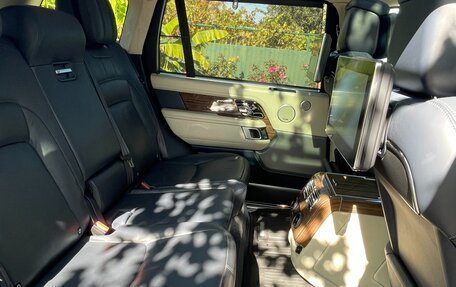 Land Rover Range Rover IV рестайлинг, 2018 год, 9 350 000 рублей, 9 фотография