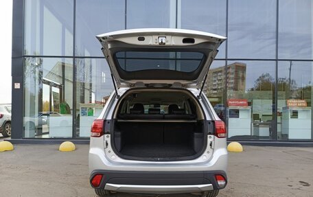 Mitsubishi Outlander III рестайлинг 3, 2015 год, 1 354 000 рублей, 12 фотография