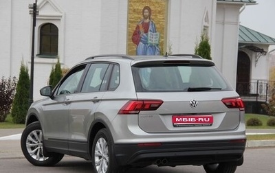 Volkswagen Tiguan II, 2019 год, 2 650 000 рублей, 1 фотография
