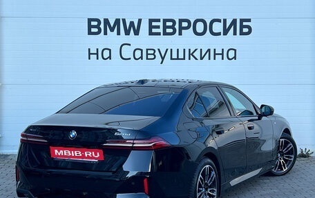 BMW 5 серия, 2024 год, 8 400 000 рублей, 2 фотография