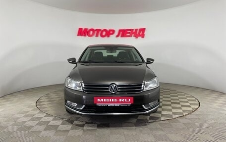 Volkswagen Passat B7, 2013 год, 1 078 000 рублей, 2 фотография