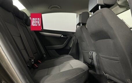 Volkswagen Passat B7, 2013 год, 1 078 000 рублей, 21 фотография