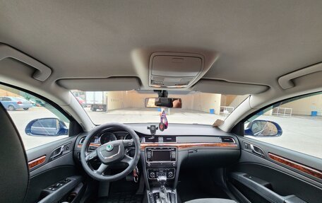 Skoda Superb III рестайлинг, 2011 год, 1 060 000 рублей, 5 фотография