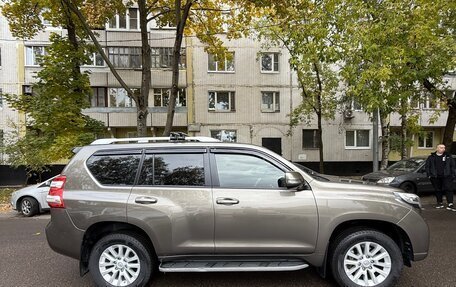Toyota Land Cruiser Prado 150 рестайлинг 2, 2015 год, 3 900 000 рублей, 4 фотография