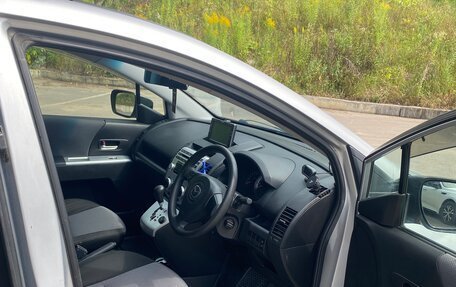 Mazda Premacy III, 2005 год, 560 000 рублей, 8 фотография