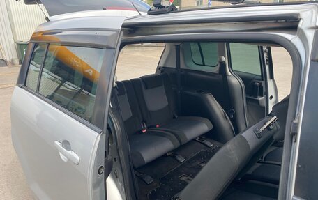 Mazda Premacy III, 2005 год, 560 000 рублей, 22 фотография