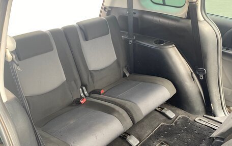 Mazda Premacy III, 2005 год, 560 000 рублей, 25 фотография