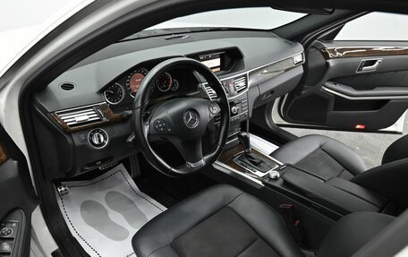 Mercedes-Benz E-Класс, 2012 год, 1 295 000 рублей, 8 фотография