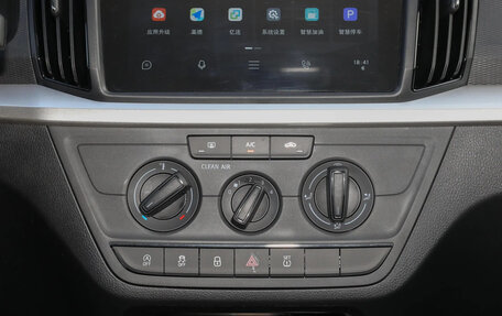 Skoda Kamiq I, 2025 год, 2 500 000 рублей, 13 фотография