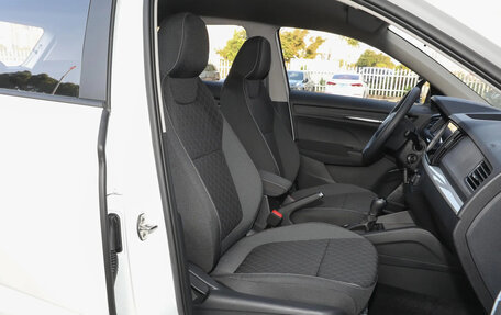 Skoda Kamiq I, 2025 год, 2 500 000 рублей, 14 фотография