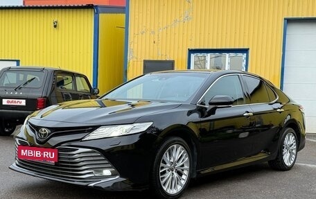 Toyota Camry, 2018 год, 3 100 000 рублей, 19 фотография
