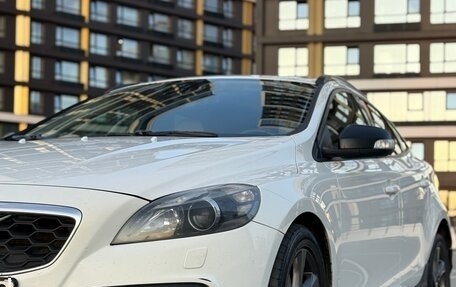 Volvo V40 Cross Country I, 2013 год, 1 350 000 рублей, 1 фотография