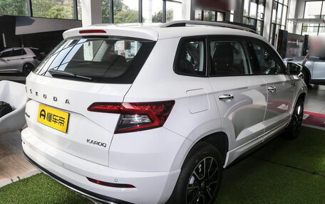 Skoda Karoq I, 2025 год, 3 220 000 рублей, 4 фотография