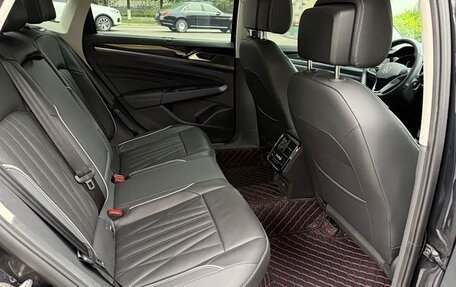 Volkswagen Passat B8 рестайлинг, 2023 год, 2 770 000 рублей, 17 фотография