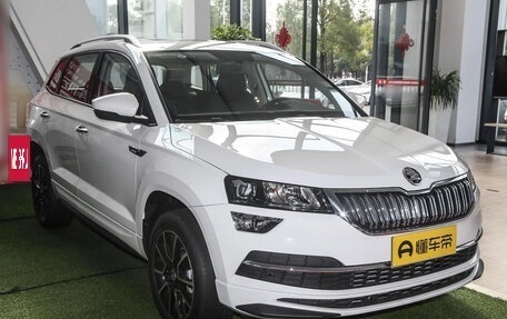 Skoda Karoq I, 2025 год, 3 220 000 рублей, 3 фотография