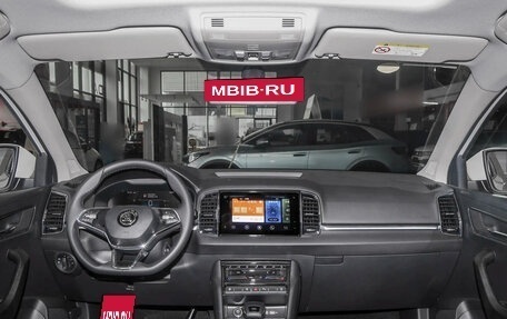 Skoda Karoq I, 2025 год, 3 220 000 рублей, 10 фотография