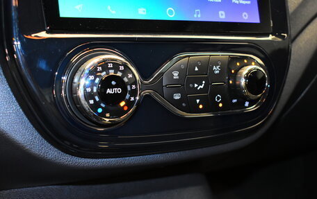 Renault Kaptur I рестайлинг, 2019 год, 1 549 000 рублей, 20 фотография