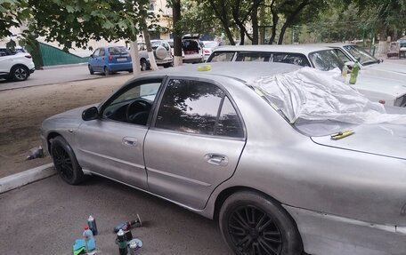 Mitsubishi Galant VIII, 1995 год, 175 000 рублей, 2 фотография