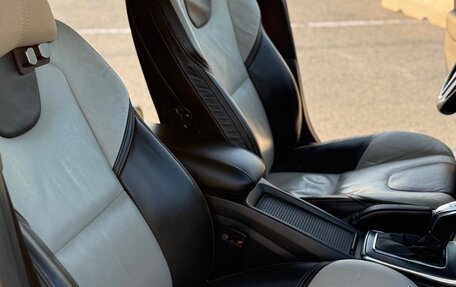 Volvo V40 Cross Country I, 2013 год, 1 350 000 рублей, 5 фотография