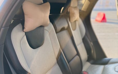 Volvo V40 Cross Country I, 2013 год, 1 350 000 рублей, 8 фотография