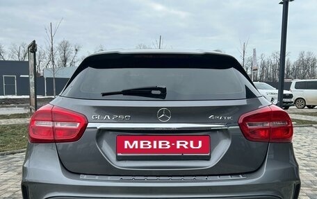 Mercedes-Benz GLA, 2015 год, 2 200 000 рублей, 11 фотография