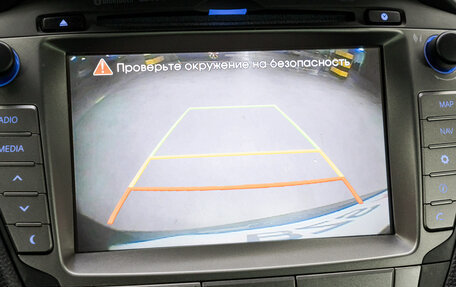 Hyundai ix35 I рестайлинг, 2013 год, 1 400 000 рублей, 25 фотография