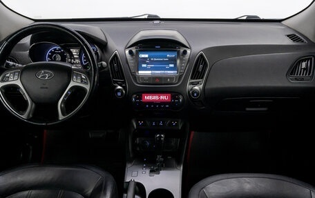 Hyundai ix35 I рестайлинг, 2013 год, 1 400 000 рублей, 18 фотография