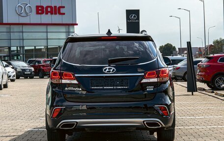 Hyundai Santa Fe III рестайлинг, 2018 год, 2 095 000 рублей, 5 фотография