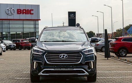 Hyundai Santa Fe III рестайлинг, 2018 год, 2 095 000 рублей, 2 фотография