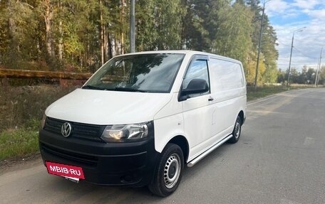 Volkswagen Transporter T5 рестайлинг, 2013 год, 1 500 000 рублей, 2 фотография