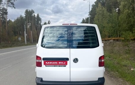Volkswagen Transporter T5 рестайлинг, 2013 год, 1 500 000 рублей, 6 фотография