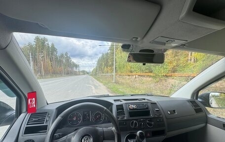 Volkswagen Transporter T5 рестайлинг, 2013 год, 1 500 000 рублей, 17 фотография