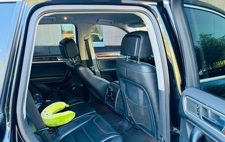 Volkswagen Touareg III, 2011 год, 2 050 000 рублей, 10 фотография