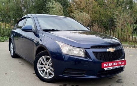 Chevrolet Cruze II, 2011 год, 730 000 рублей, 8 фотография
