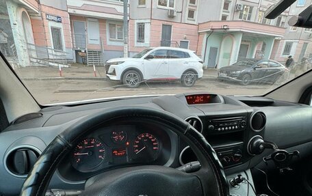 Peugeot Partner II рестайлинг 2, 2012 год, 560 000 рублей, 12 фотография
