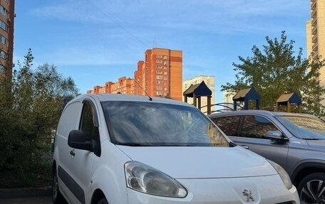 Peugeot Partner II рестайлинг 2, 2012 год, 560 000 рублей, 16 фотография