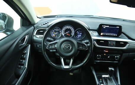 Mazda 6, 2017 год, 1 840 000 рублей, 12 фотография