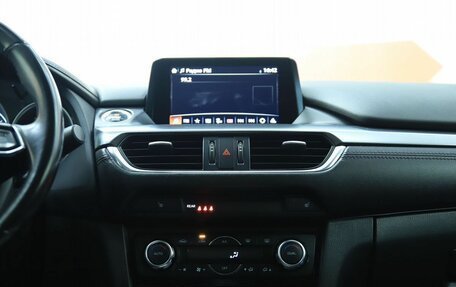 Mazda 6, 2017 год, 1 840 000 рублей, 13 фотография