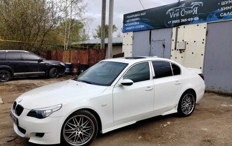 BMW 5 серия, 2004 год, 3 200 000 рублей, 6 фотография
