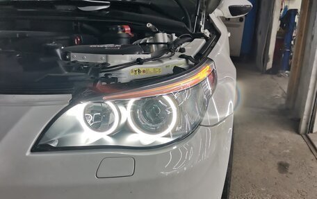 BMW 5 серия, 2004 год, 3 200 000 рублей, 21 фотография