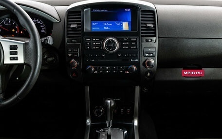 Nissan Pathfinder, 2010 год, 1 390 000 рублей, 12 фотография