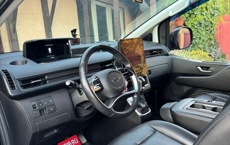 Hyundai Staria, 2021 год, 3 890 000 рублей, 5 фотография