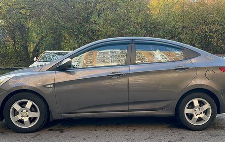 Hyundai Solaris II рестайлинг, 2011 год, 630 000 рублей, 4 фотография