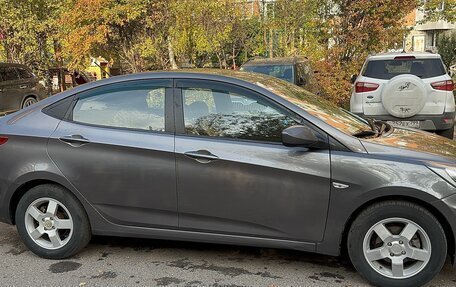 Hyundai Solaris II рестайлинг, 2011 год, 630 000 рублей, 8 фотография