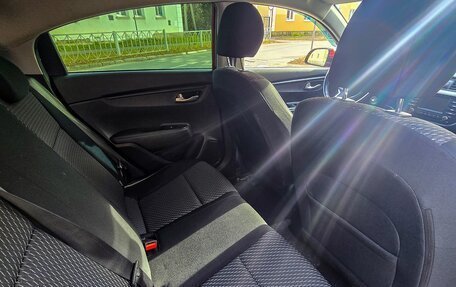 KIA Rio IV, 2019 год, 1 299 999 рублей, 10 фотография