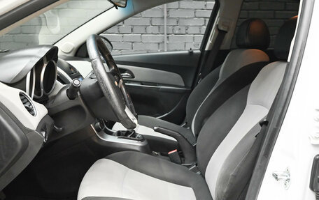 Chevrolet Cruze II, 2013 год, 790 000 рублей, 17 фотография