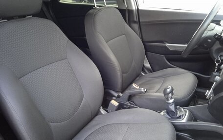 KIA Rio III рестайлинг, 2013 год, 660 000 рублей, 16 фотография