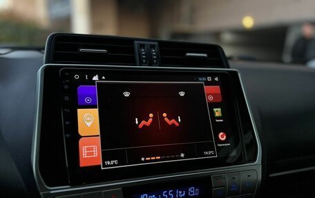 Toyota Land Cruiser Prado 150 рестайлинг 2, 2017 год, 4 650 000 рублей, 18 фотография